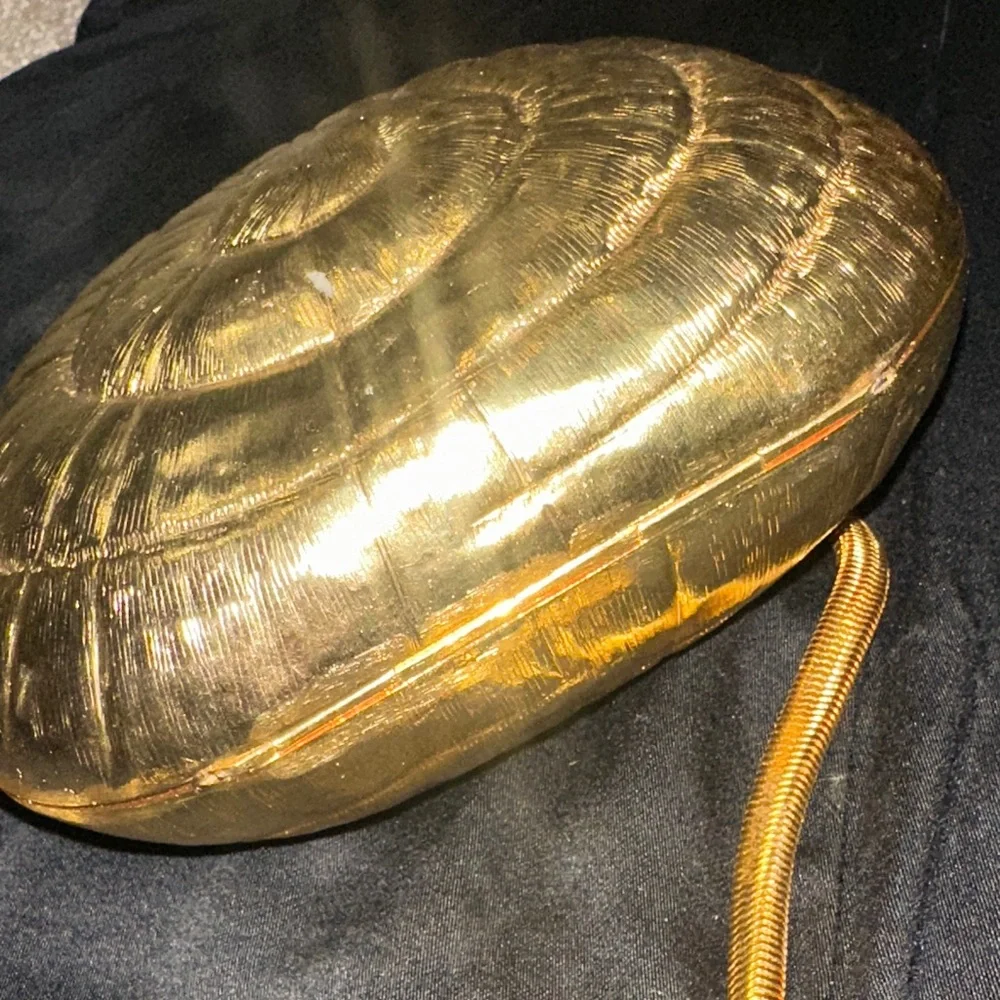 Vintage Gold Lined Snail Shell-Shaped Women's Metal Bag - Picture 5 of 7
